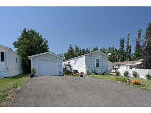 2122 19 Avenue, Delburne, AB - Outdoor