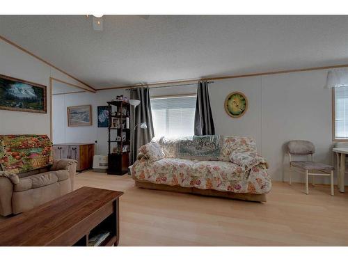 2122 19 Avenue, Delburne, AB - Indoor