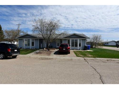 5125 A & B Victoria Avenue, Coronation, AB - Outdoor With Facade