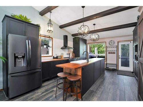 8 Archibald Crescent, Red Deer, AB - Indoor Photo Showing Kitchen