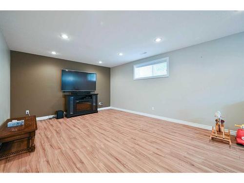 112 Archer Drive, Red Deer, AB - Indoor