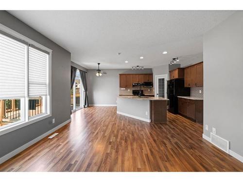 7512 38A Avenue, Camrose, AB - Indoor Photo Showing Kitchen