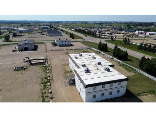 2-27123 Highway 597, Rural Lacombe County, AB 