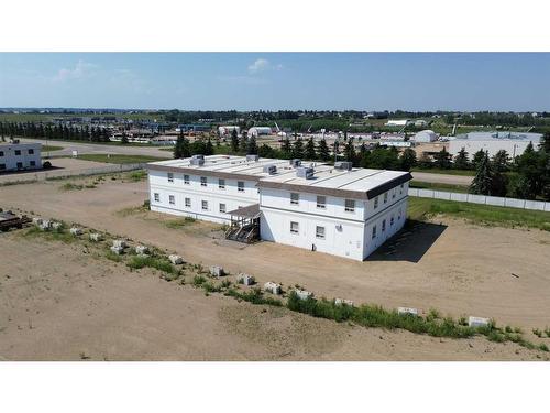 2-27123 Highway 597, Rural Lacombe County, AB 