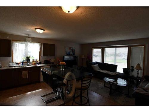 A-5125 Victoria Avenue, Coronation, AB - Indoor