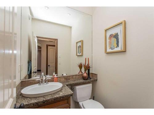 152 Vanson Close, Red Deer, AB - Indoor Photo Showing Bathroom