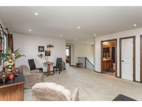 152 Vanson Close, Red Deer, AB - Indoor Photo Showing Living Room