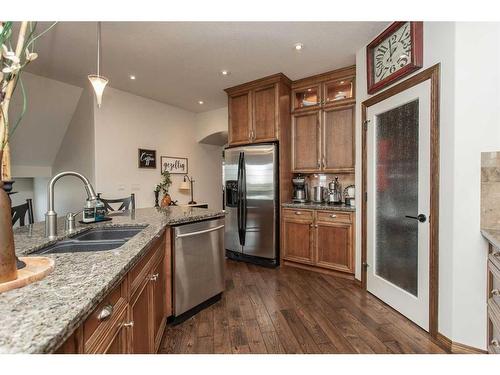 152 Vanson Close, Red Deer, AB - Indoor Photo Showing Kitchen With Stainless Steel Kitchen With Double Sink