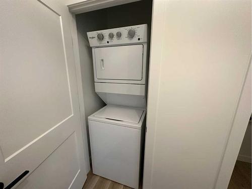 356 Elizabeth Avenue, Nordegg, AB - Indoor Photo Showing Laundry Room