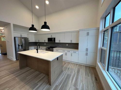 356 Elizabeth Avenue, Nordegg, AB - Indoor Photo Showing Kitchen