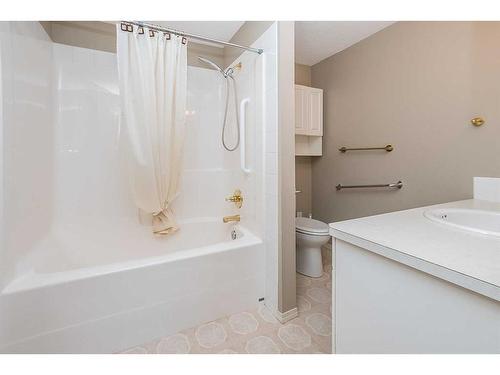 226-5300 48 Street, Red Deer, AB - Indoor Photo Showing Bathroom