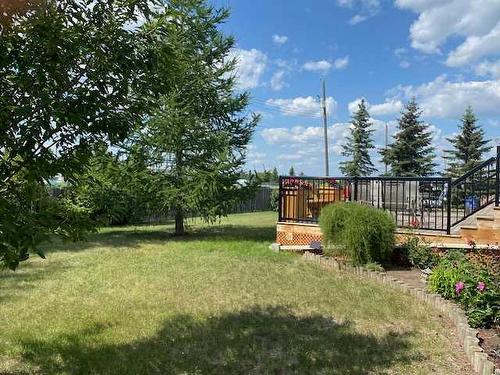 11 Fairway Place, Veteran, AB - Outdoor