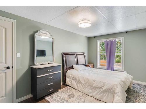 20-41207 Range Road 263, Rural Lacombe County, AB - Indoor Photo Showing Bedroom