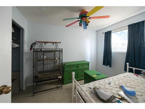 5708 71 Street, Red Deer, AB - Indoor Photo Showing Bedroom