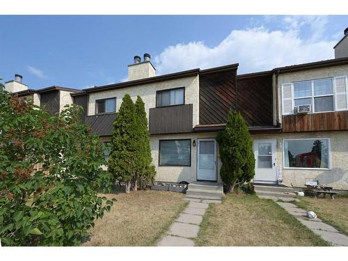 5708 71 Street, Red Deer, AB - Outdoor