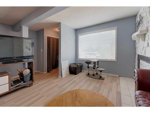 5708 71 Street, Red Deer, AB - Indoor