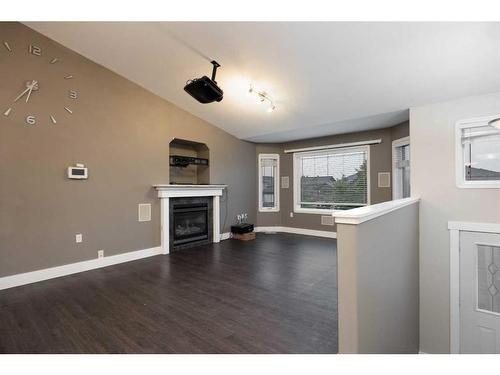 199 Alexander Crescent, Fort Mcmurray, AB - Indoor With Fireplace