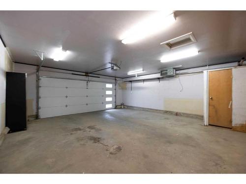 199 Alexander Crescent, Fort Mcmurray, AB - Indoor Photo Showing Garage