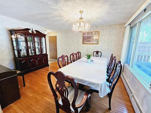 916 & 920 6 Street Se, Slave Lake, AB - Indoor Photo Showing Dining Room