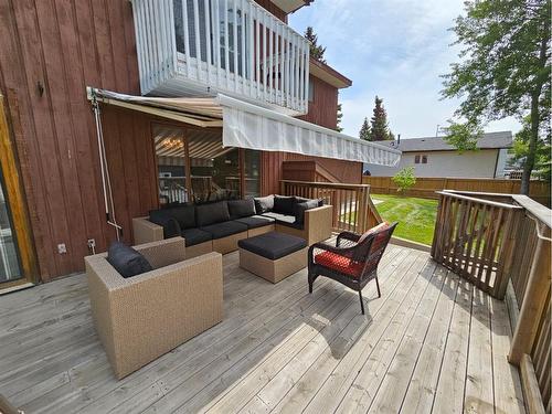 916 & 920 6 Street Se, Slave Lake, AB - Outdoor With Deck Patio Veranda With Exterior