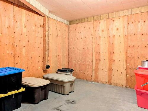 408 7 Street Ne, Slave Lake, AB - Indoor Photo Showing Other Room