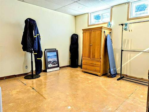 408 7 Street Ne, Slave Lake, AB - Indoor Photo Showing Other Room