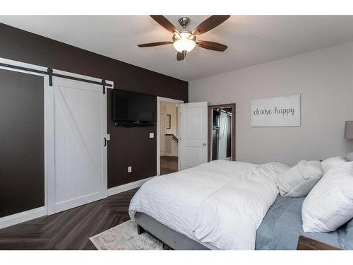 7024 Cobb Street, Lacombe, AB - Indoor Photo Showing Bedroom