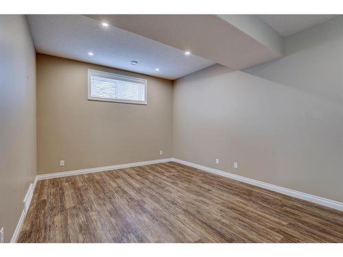 52 Toal Close, Red Deer, AB - Indoor Photo Showing Other Room