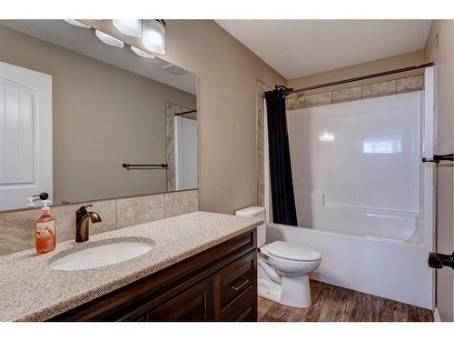 52 Toal Close, Red Deer, AB - Indoor Photo Showing Bathroom