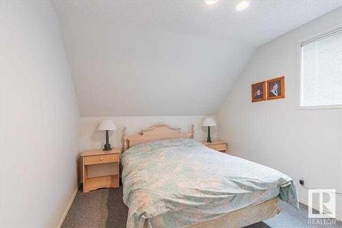 # 10 Lakeshore Drive, Sundance Beach, AB - Indoor Photo Showing Bedroom