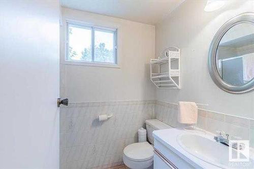 # 10 Lakeshore Drive, Sundance Beach, AB - Indoor Photo Showing Bathroom