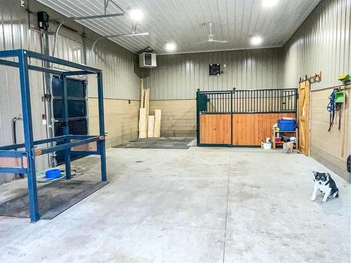 1417 Township Road 412, Rural Lacombe County, AB - Indoor