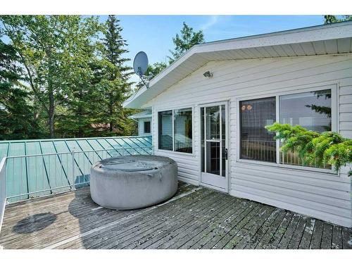 34 Beach Street East, Rochon Sands, AB - Outdoor With Deck Patio Veranda With Exterior