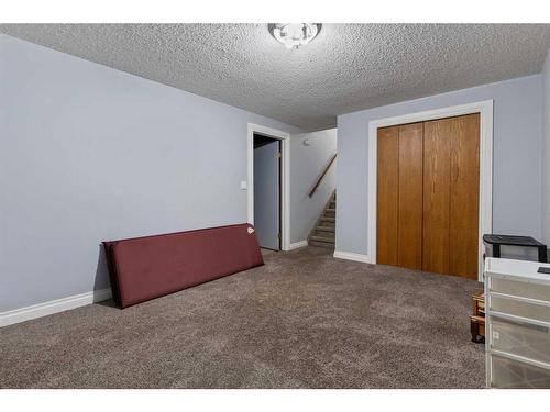 6801 Marler Drive, Camrose, AB - Indoor