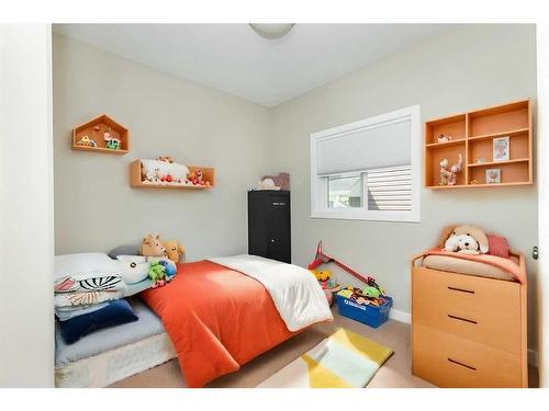 150 Livingston Close, Red Deer, AB - Indoor Photo Showing Bedroom