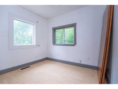 5210 58 Avenue, Ponoka, AB - Indoor Photo Showing Other Room