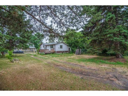 5210 58 Avenue, Ponoka, AB - Outdoor