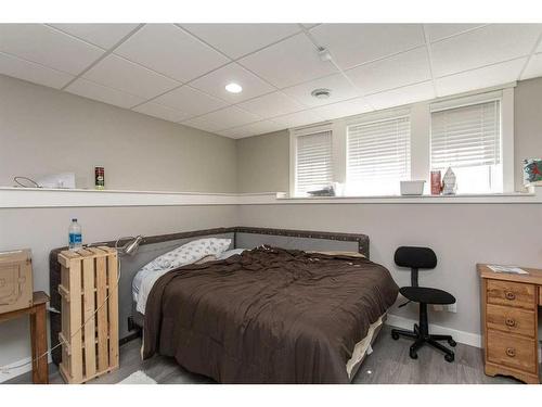 393 Timothy Drive, Red Deer, AB - Indoor Photo Showing Bedroom