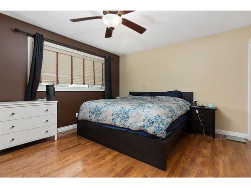 5020A 49 Street, Killam, AB - Indoor Photo Showing Bedroom