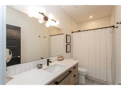 129 Emerald Drive, Red Deer, AB - Indoor Photo Showing Bathroom