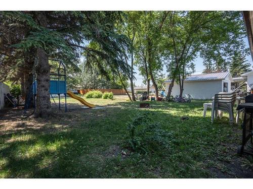 4807 55 Avenue, Viking, AB - Outdoor