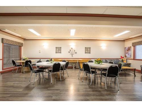 131-18 Averill Street, Red Deer, AB - Indoor Photo Showing Dining Room