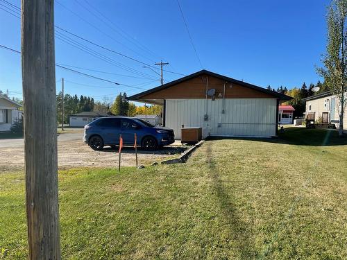 200 Center Street, Winfield, AB 