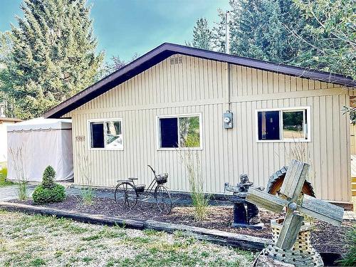 1309 Willow Road, Sunbreaker Cove, AB - Outdoor