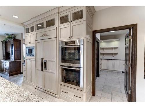 170 Jarvis Bay Drive, Jarvis Bay, AB - Indoor Photo Showing Kitchen