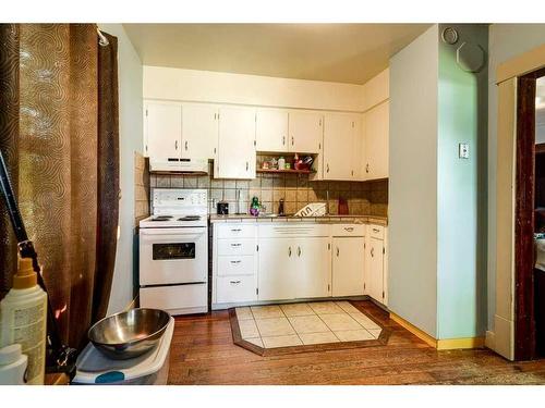 5611 51 Street, Rimbey, AB - Indoor Photo Showing Kitchen