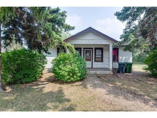 5611 51 Street, Rimbey, AB - Outdoor