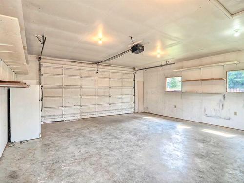 83 Barrett Drive, Red Deer, AB - Indoor Photo Showing Garage