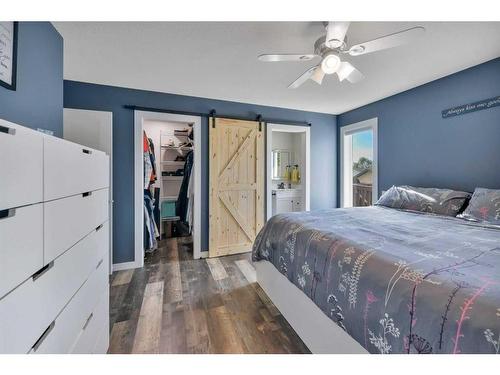 117 Ladwig Close, Red Deer, AB - Indoor Photo Showing Bedroom