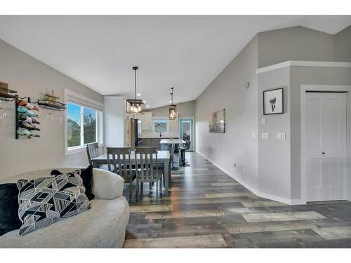 117 Ladwig Close, Red Deer, AB - Indoor Photo Showing Living Room